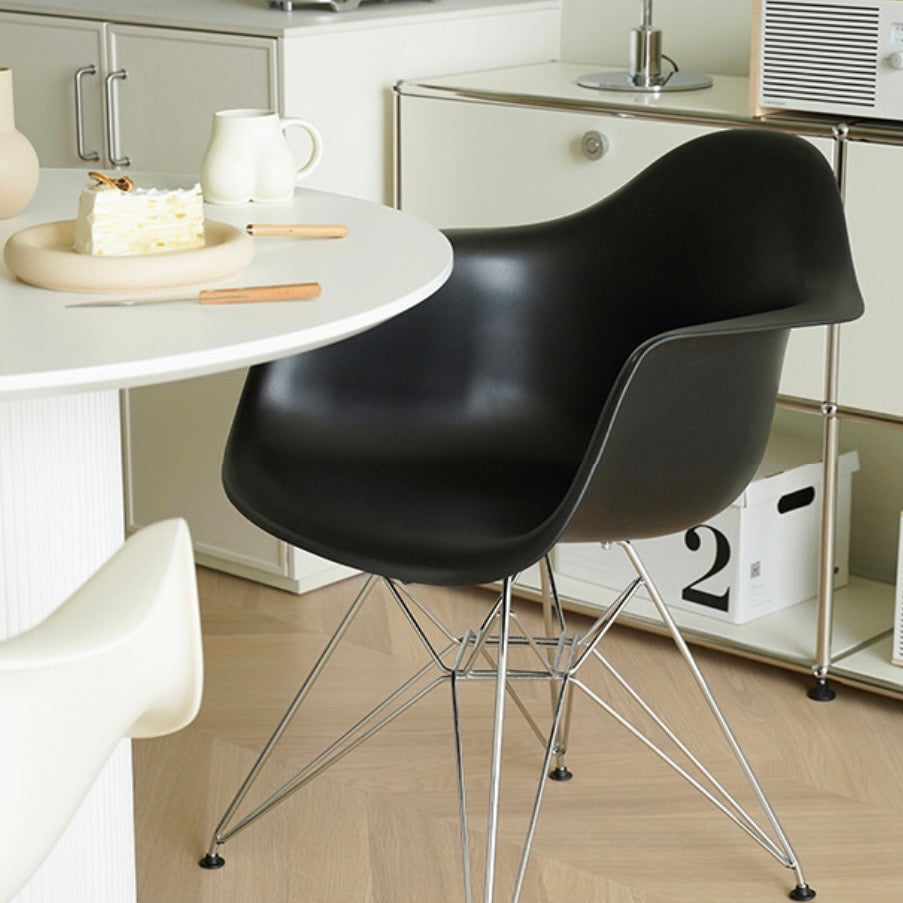 アームレストシンプルチェア