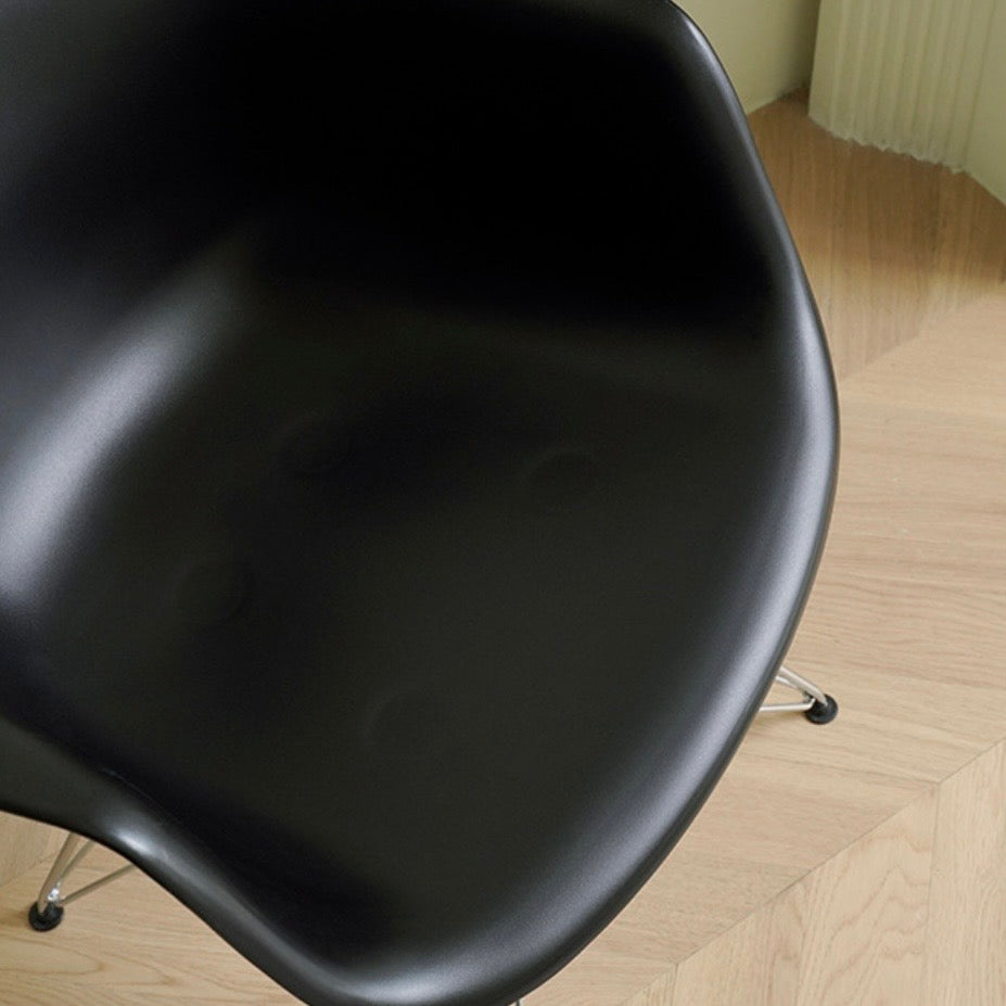 アームレストシンプルチェア