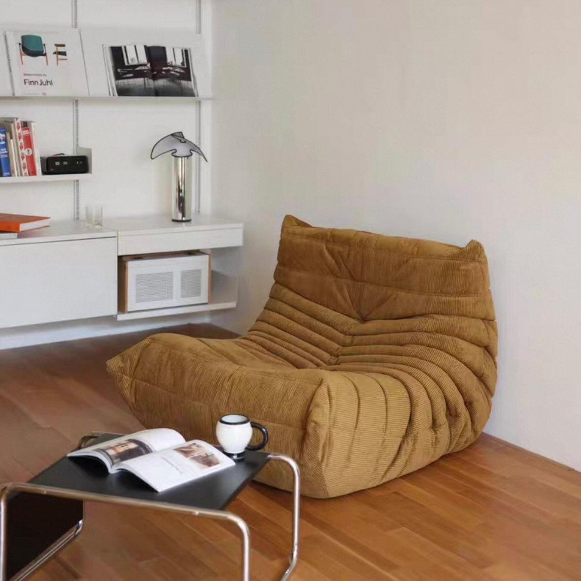 HUG SOFA – La Rum