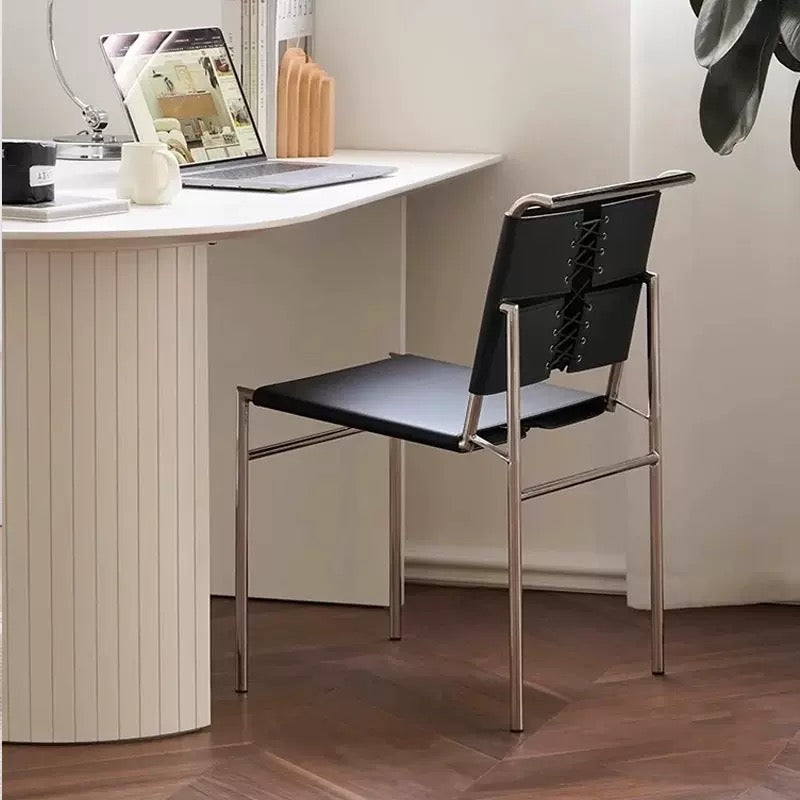 【新着アイテム】ストラペルチャア(Strappell Chair)