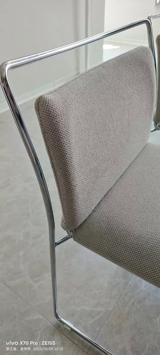 【注目アイテム】ステムチェア(Stem Chair)